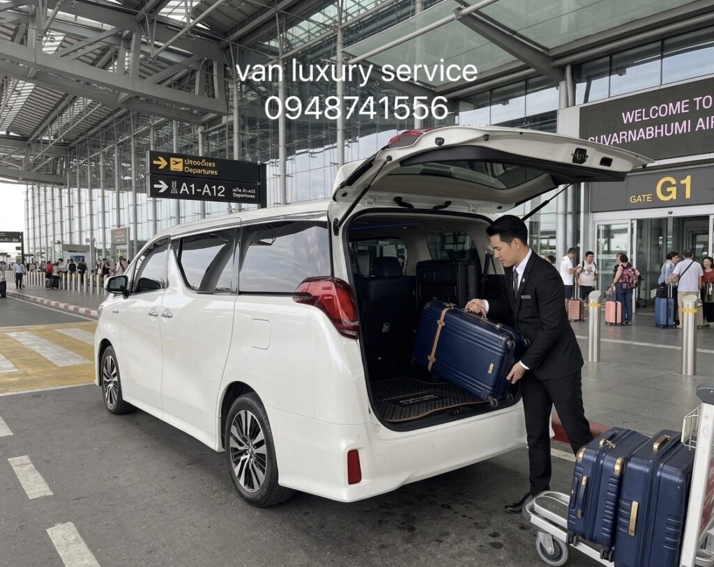 บริการเช่ารถ Alphard พร้อมคนขับ Van Luxury Service